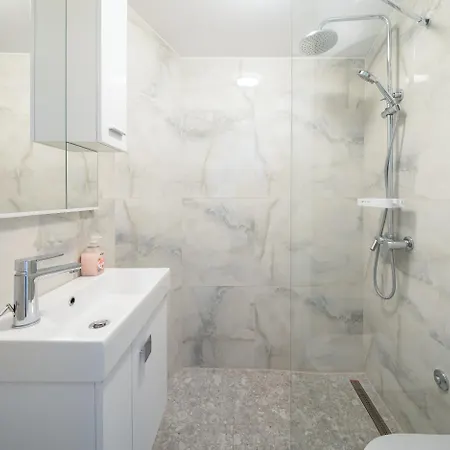 Magnolia Center 1 Апартаменти *