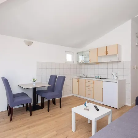 Magnolia Center 1 Апартаменти