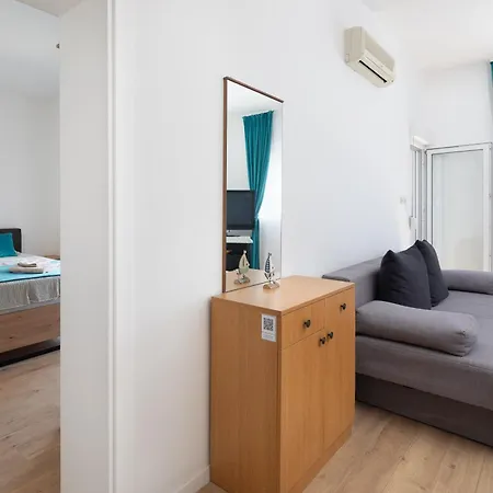 Magnolia Center 1 Apartamento Makarska