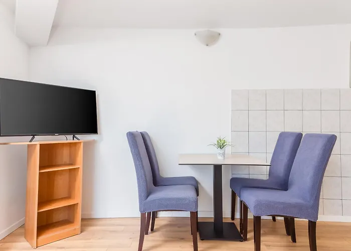 Magnolia Center 1 Apartment Makarska